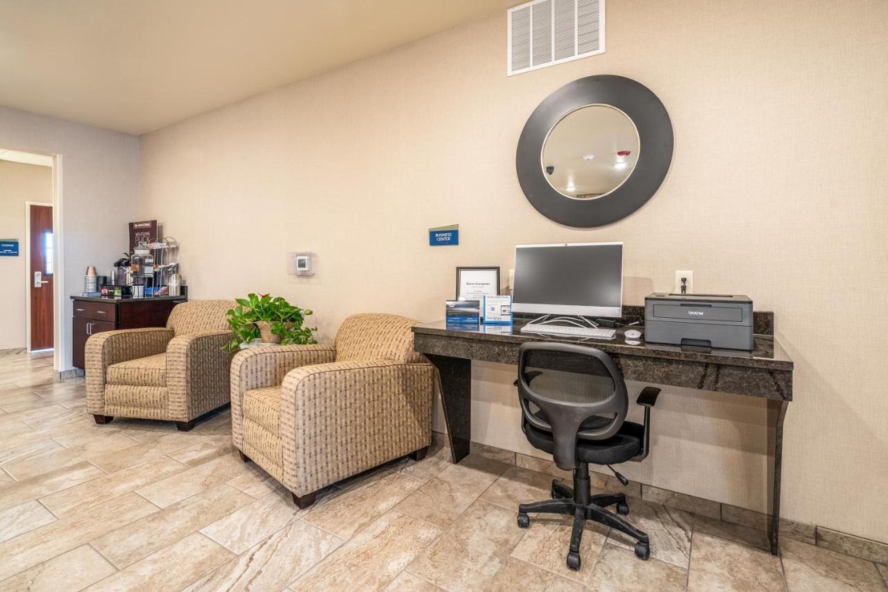 Cobblestone Inn & Suites - Kermit Dış mekan fotoğraf