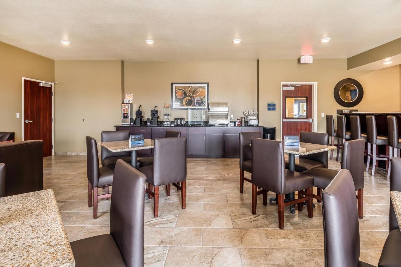 Cobblestone Inn & Suites - Kermit Dış mekan fotoğraf