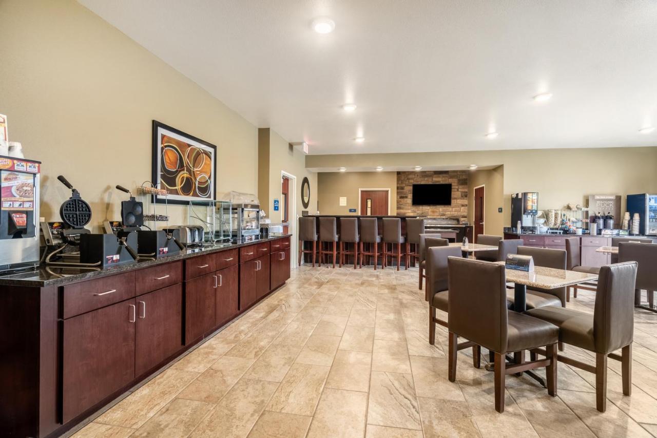 Cobblestone Inn & Suites - Kermit Dış mekan fotoğraf