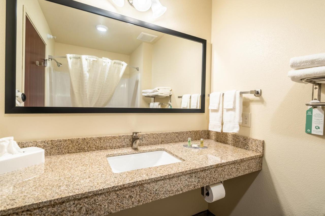 Cobblestone Inn & Suites - Kermit Dış mekan fotoğraf