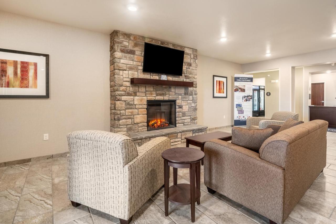 Cobblestone Inn & Suites - Kermit Dış mekan fotoğraf